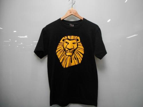 リサイクルショップの古着