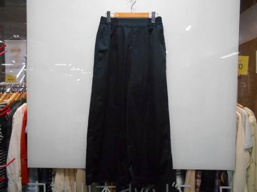 E hyphen world galleryのイーハイフン ワールド ギャラリー