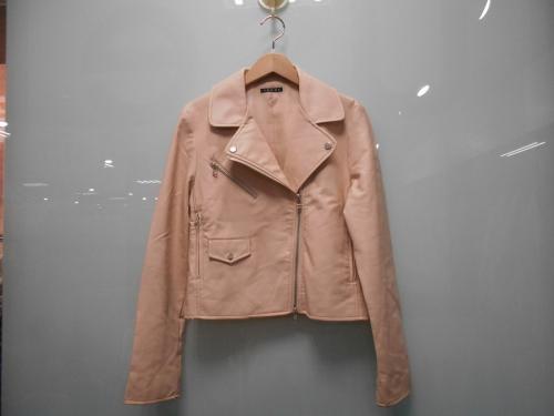 リサイクルショップの古着