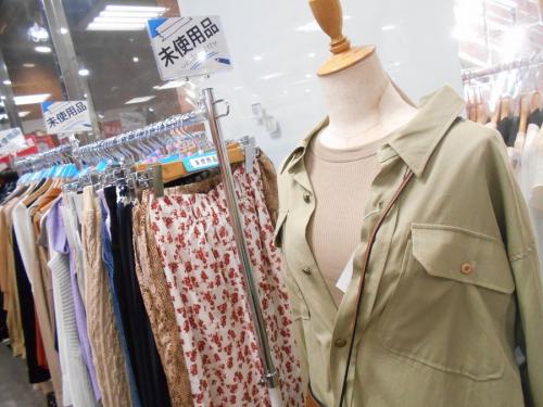 セールのリサイクルショップ