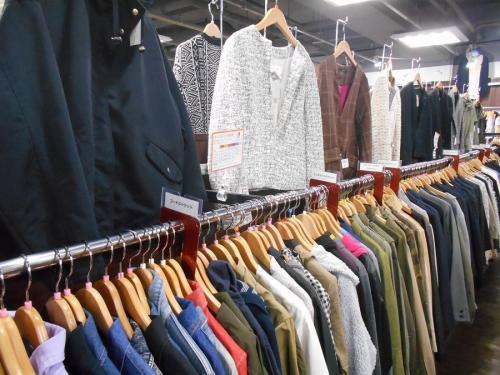 古着のウルトラライトダウン