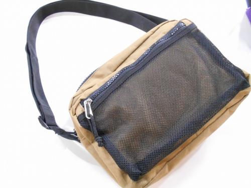 リサイクルショップの古着