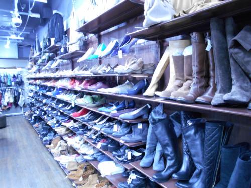 リサイクルショップの古着