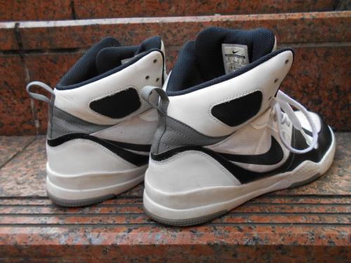 ナイキのスニーカー