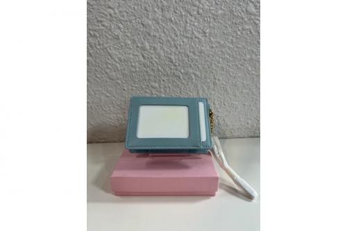 Samantha Vegaのパスケース