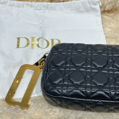 「ラグジュアリーブランドのChristian Dior 」