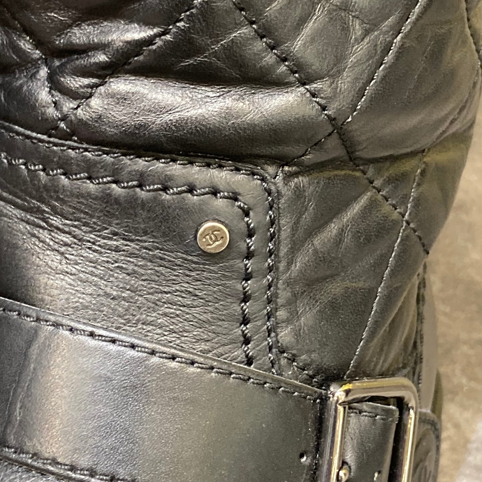 CHANEL】キルティングエンジニアブーツ[2024.11.17発行]｜トレファク