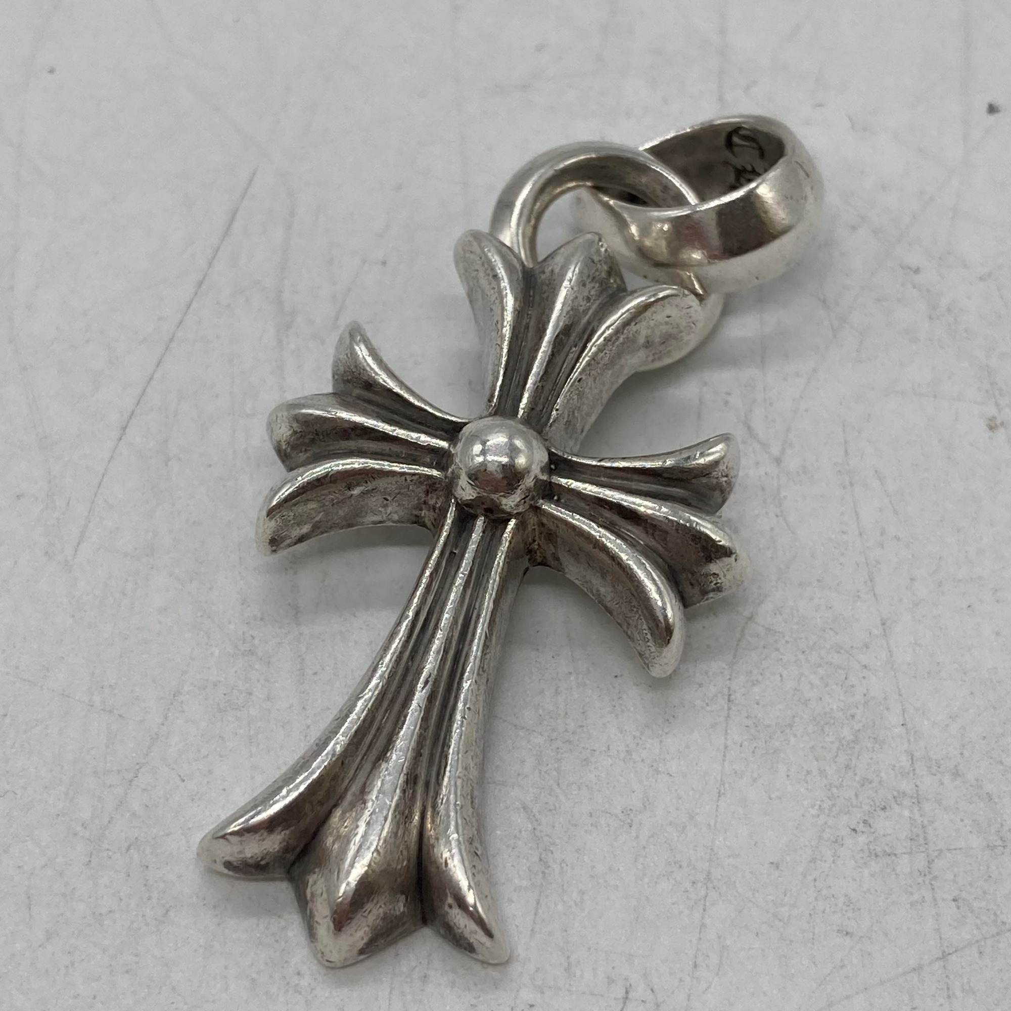 CHROME HEARTS】スモールCHクロス Wベイル ペンダントトップ[2024.11 
