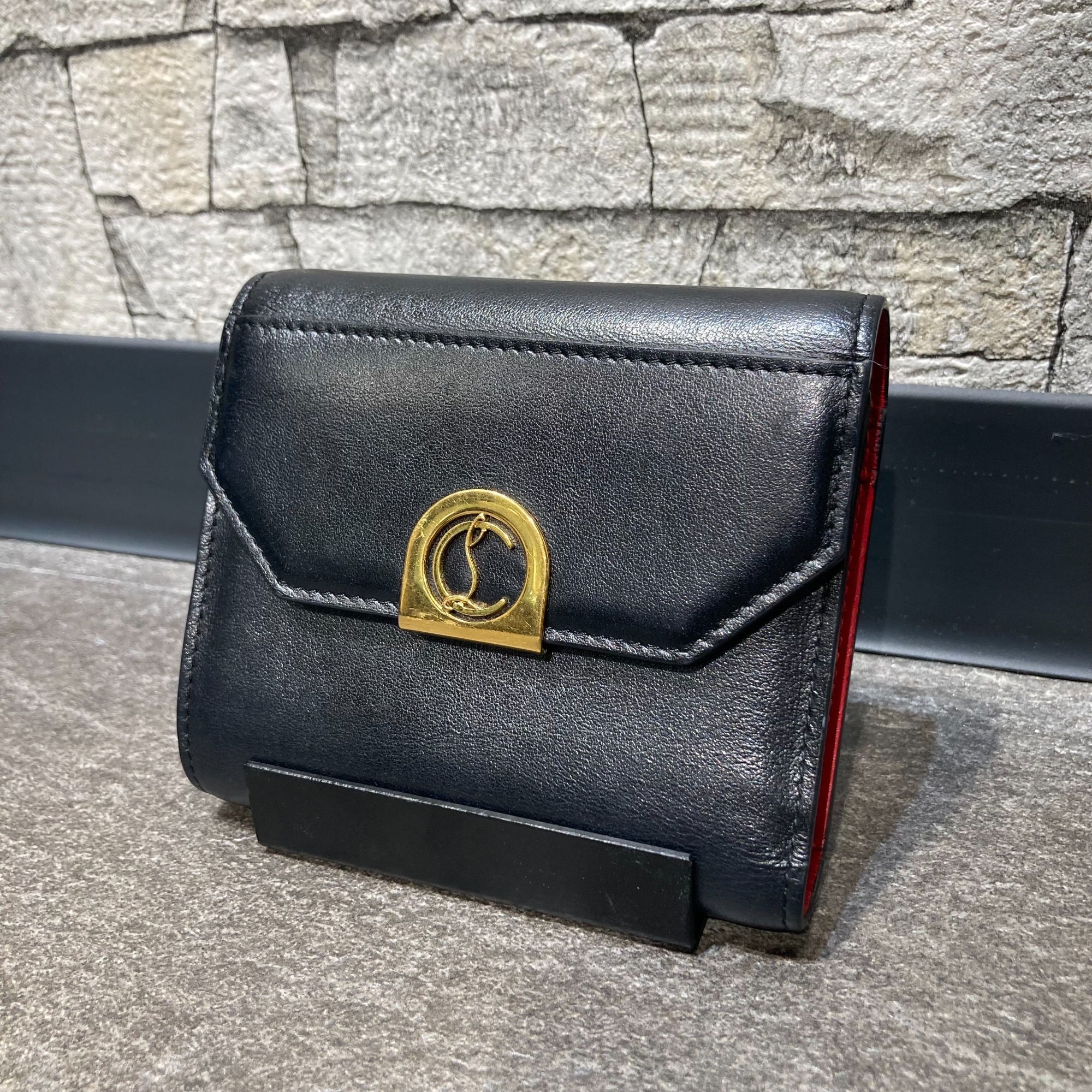 Christian Louboutin】ELISA 3つ折り財布[2025.06.20発行]｜トレ