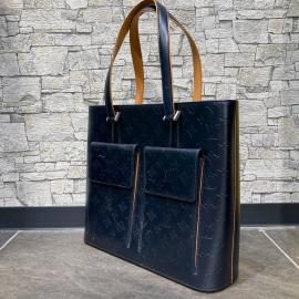 「ラグジュアリーブランドのLOUIS VUITTON 」