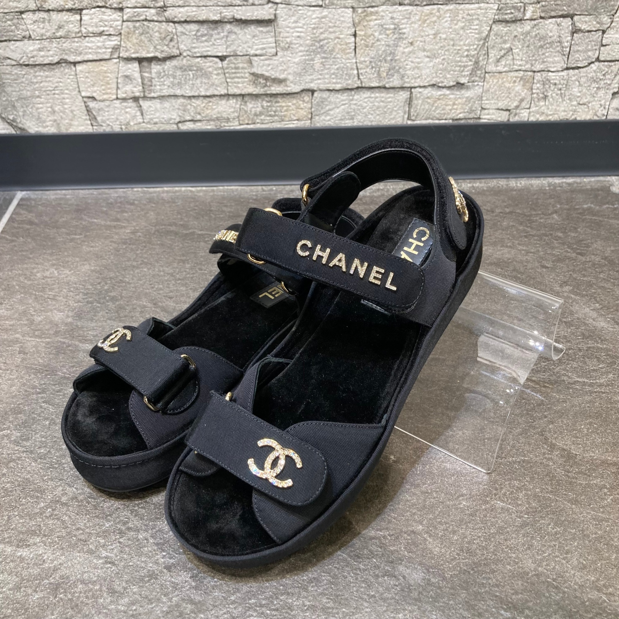 CHANEL】ココマーク レザー×ファブリック サンダル[2025.08.14発行 