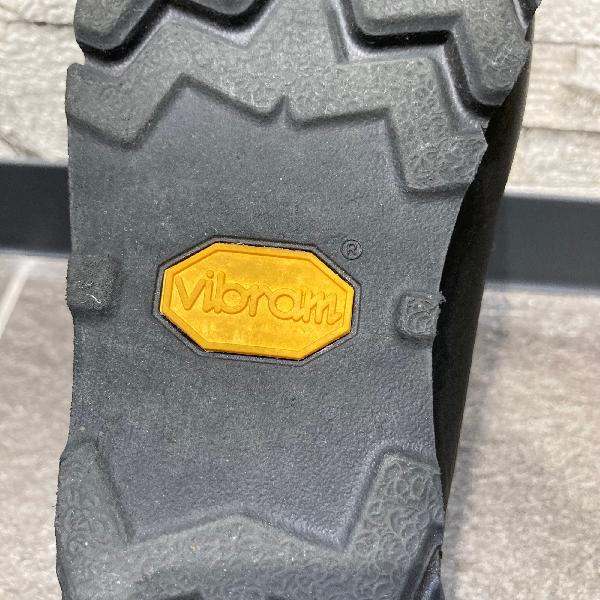Clarks Originals 】G-TX Vibramソール ワラビーブーツ[2025.09.10発行