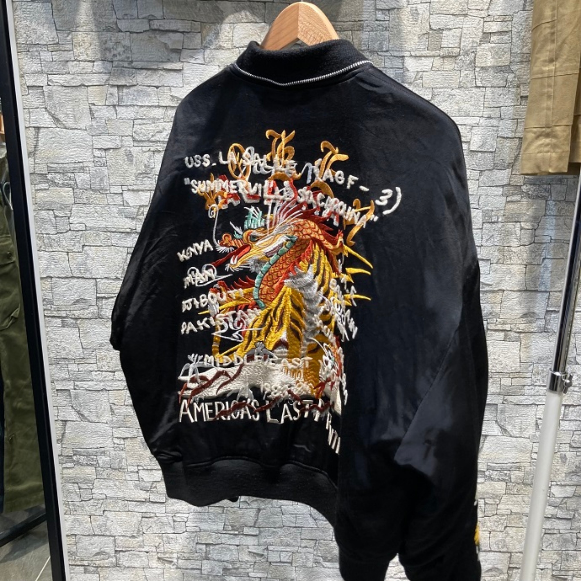 ジャケット・アウター doublet chaos embroidery souvenir jacket ダブレット doublet 16AW CHAOS EMBROIDERY SOUVENIR JACKET