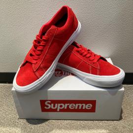 「ストリートブランドのVANS×Supreme 」