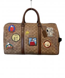 「ラグジュアリーブランドのCOACH×PEANUTS 」