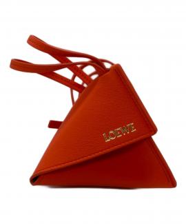 「ラグジュアリーブランドのLOEWE 」