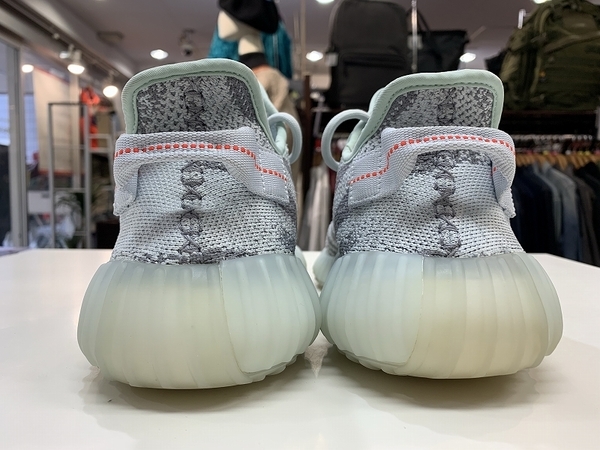 YEEZY BOOST 350 V2 BLUE TINTアディダス × カニエ