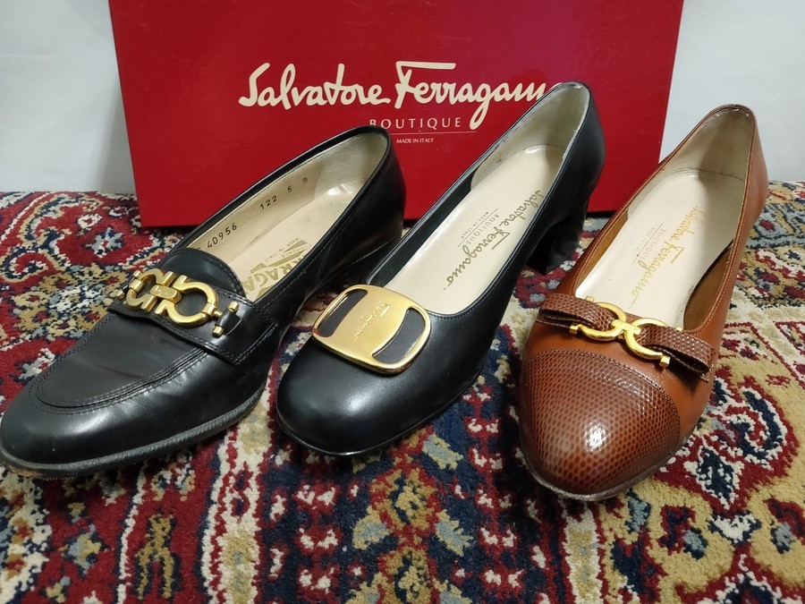 310 FERRAGAMO サルヴァトーレフェラガモ ヴァラパンプス