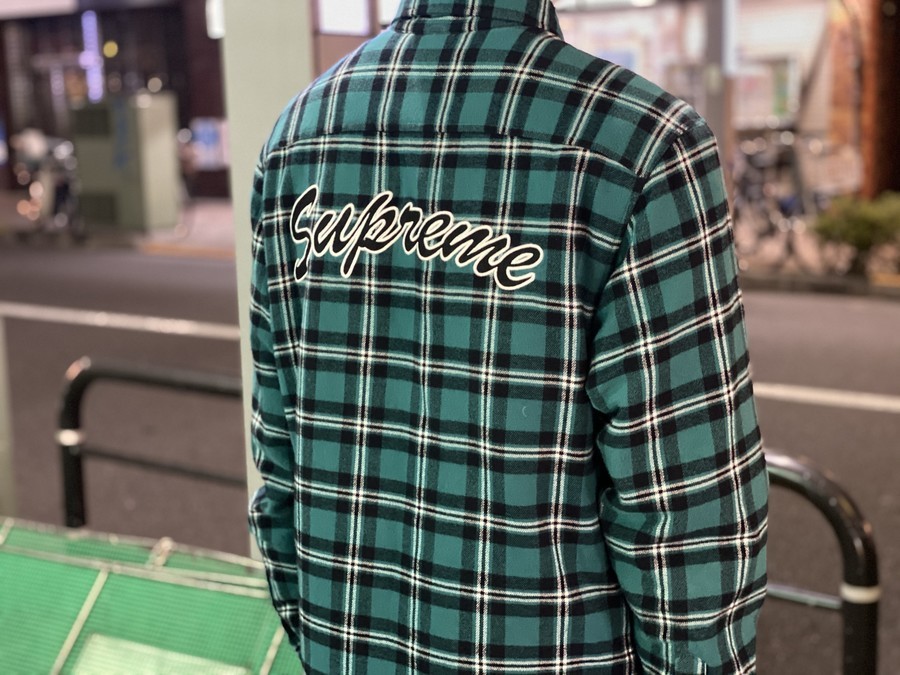 シュプリーム　supreme チェック