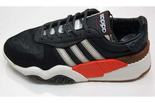 adidas by Alexander Wangのアディダスバイアレキサンダー ワン