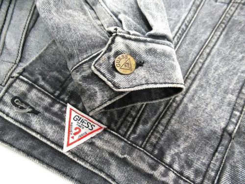 ヴィンテージアイテムのGUESS