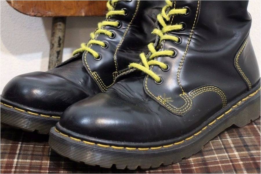 アメ村を象徴するフットウェアブランド。Dr.Martens/ドクターマーチン連日買取入荷。[2017.05.26発行]