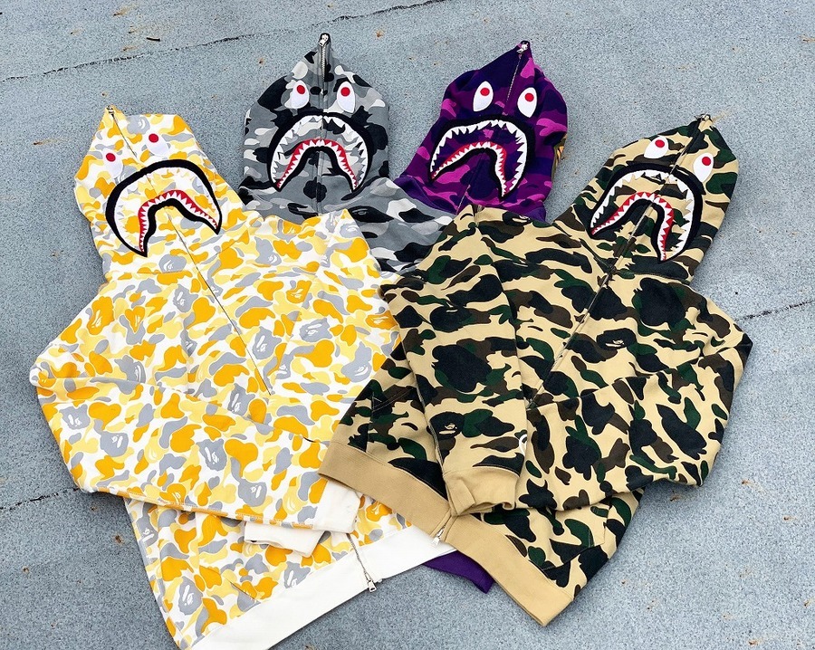 【A BATHING APE】シャークパーカー”大漁”入荷！エイプお探しならアメ村店へ！！[2019.10.10発行]