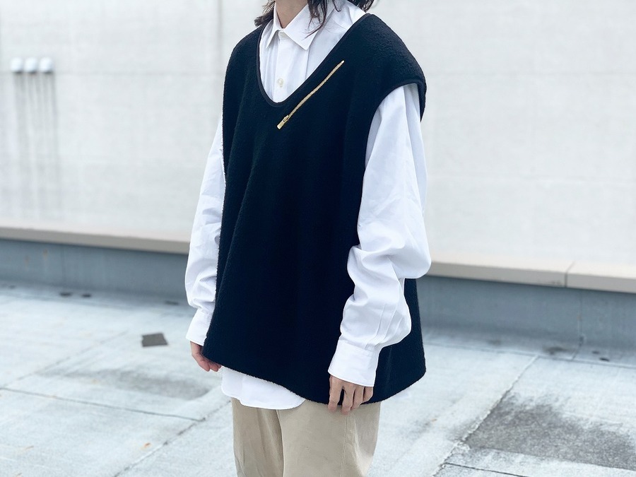 ベストコーデ】BROWN by 2-tacs/SEED IT VEST、NEON SIGN