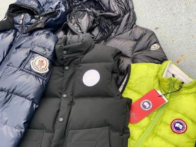 「インポートブランドのMONCLER 」