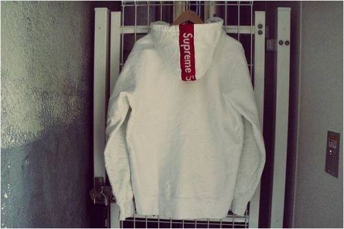 シュプリームのSUPREME