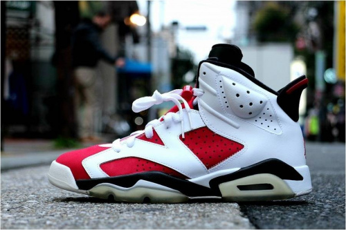 スニーカーのジョーダン