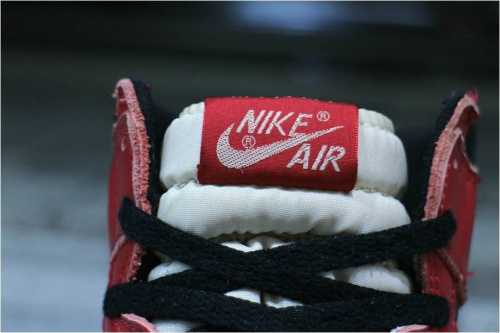 スニーカーのジョーダン