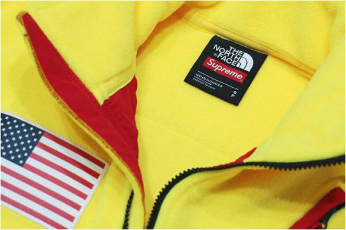 SUPREMEのシュプリーム