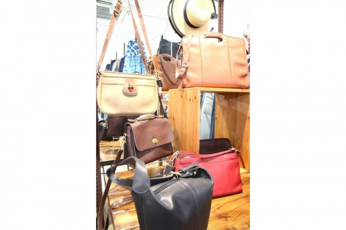 コーチの古着屋