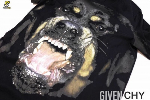 インポートブランドのGIVENCHY
