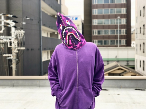 A BATHING APE】シャークパーカー”大漁”入荷！エイプお探しならアメ村 ...