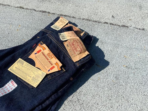 メンズのボトムス