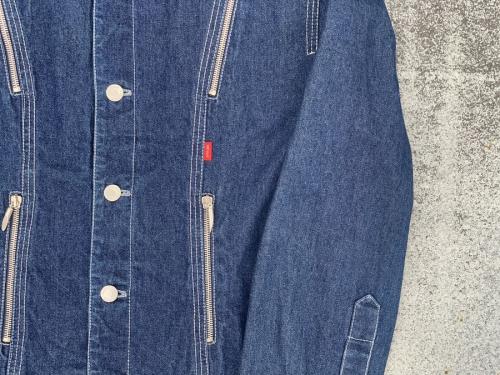 アレキサンダー マックイーンのアメリカ村