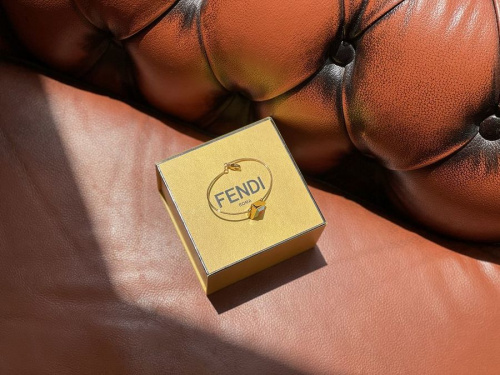 インポートブランドのFENDI