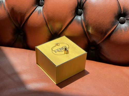 FENDIのフェンディ