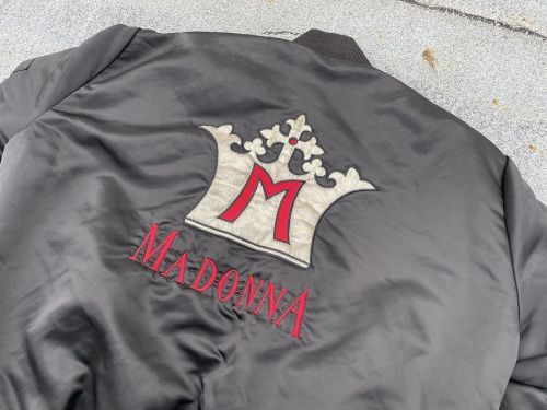 レアアイテムのMADONNA