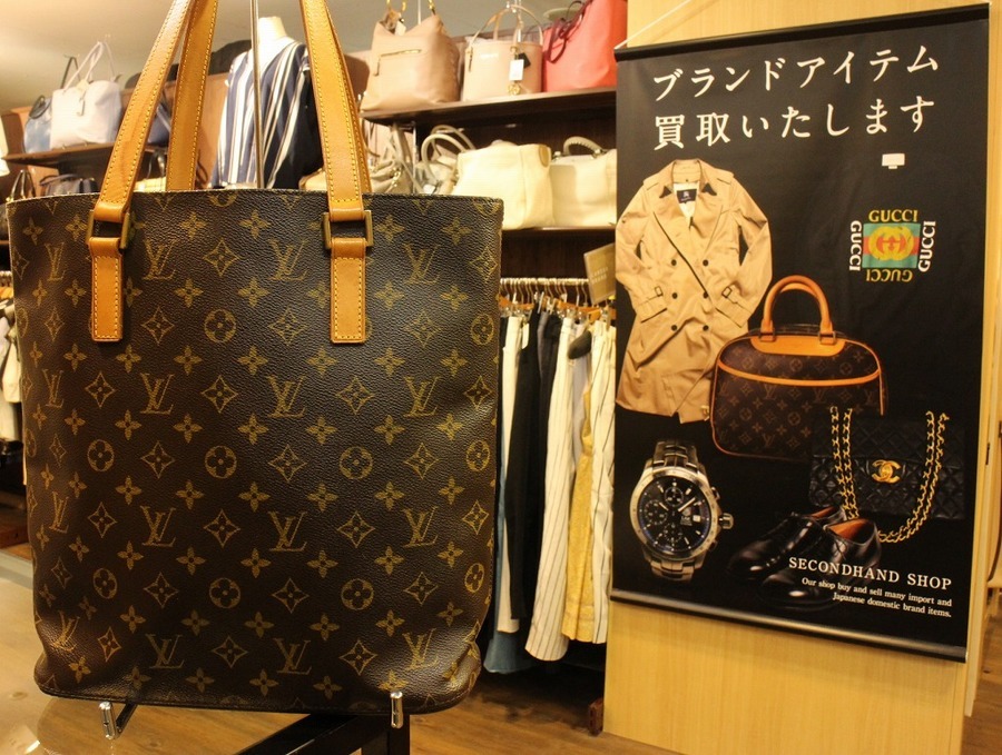 このサイズ感がちょうどいいんです。LOUIS VUITTON（ルイヴィトン ...