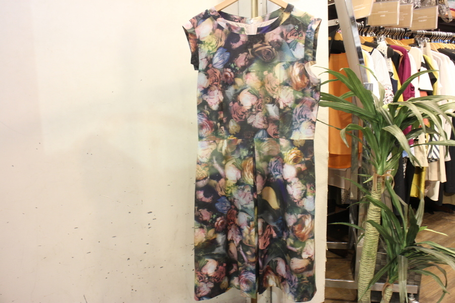 Paul Smith ポールスミス の夏にピッタリなワンピースが入荷致しました 19 06 09発行