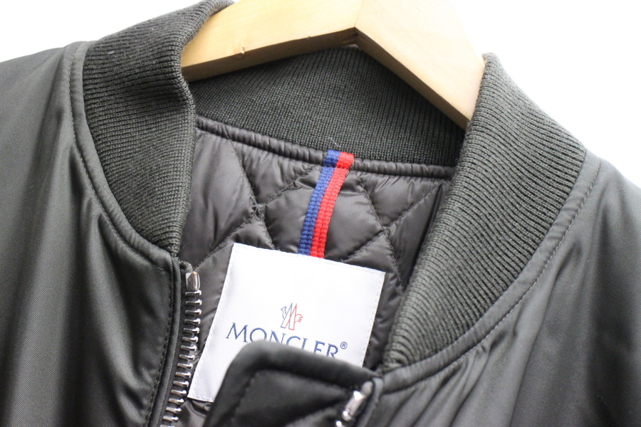 MONCLER - モンクレール❤︎ARALIA完売カラー MONCLER - モンクレール❤︎ARALIA完売カラーの通販 by from