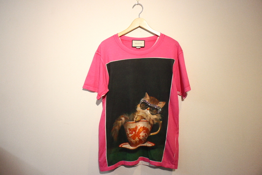 希少 イグナシ・モンレアル ◎GUCCI グッチ　Tシャツ　猫　ネコ　カットソー GUCCI×Ignasi Monreal/グッチ×イグナシ モンレアル】より、Cat Print