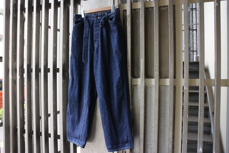 COMOLI Belted Denim Pants コモリ ベルテッドデニム kazaguruma.or.jp