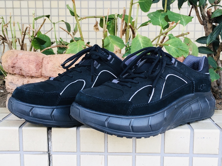 シューズブランド【UGG/アグ】の M WESTSIDER LOW WEATHER をお買取り 