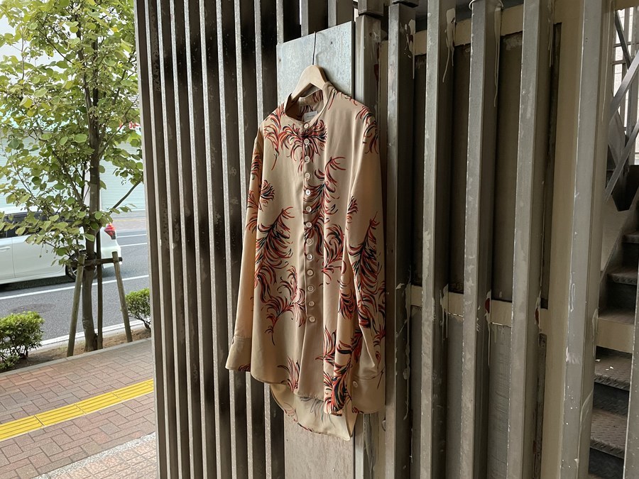 秀逸なデザインが魅力！【BED J.W FORD】よりSTAND COLLER
