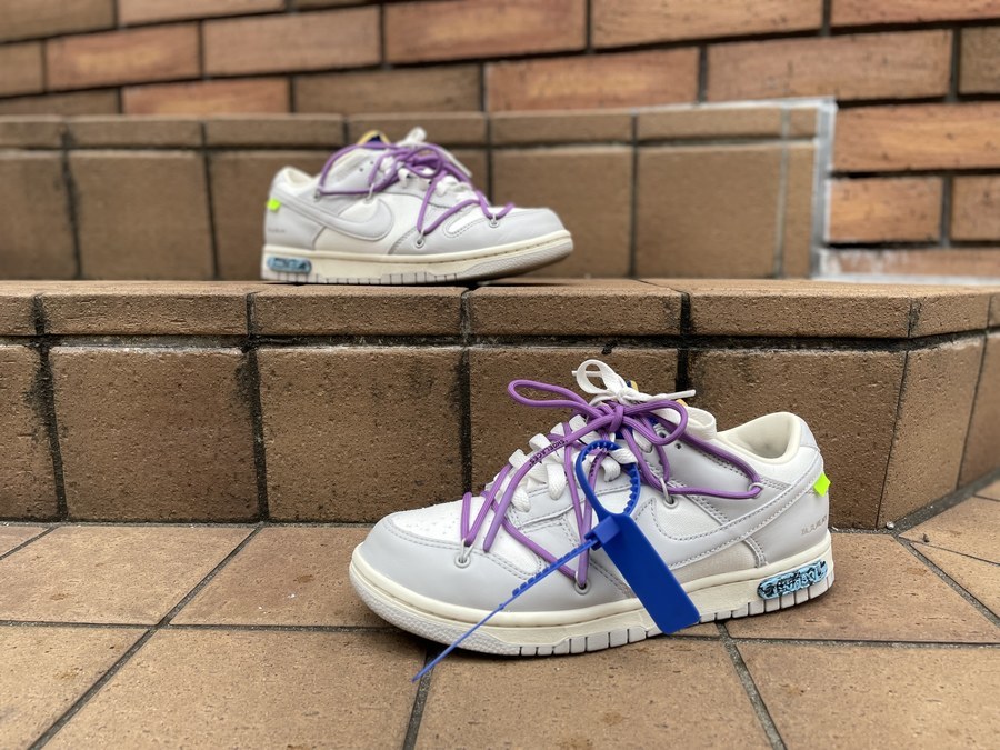 大注目スニーカー×人気ブランド【NIKE×off WHITE】より、Dunk Low Lot ...