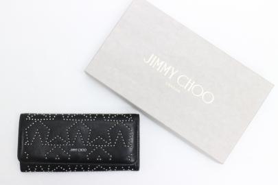 「ラグジュアリーブランドのJimmy Choo 」